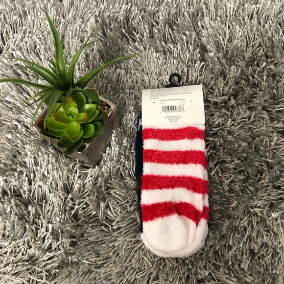 Feliz Naughty Dog 2-PACK MICRO VELOUR SLIPPER SOCK - Picture 4 of 6